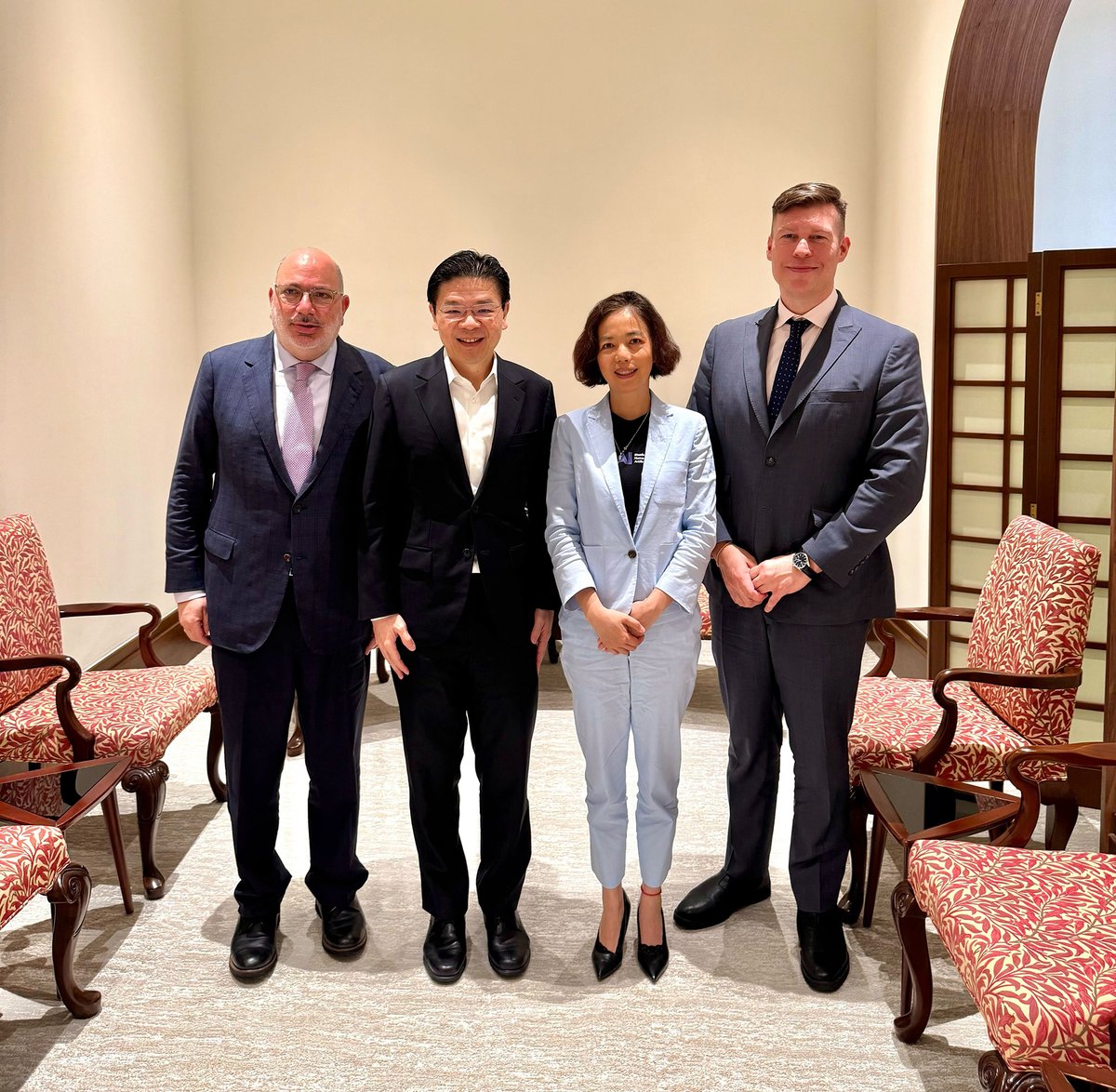 Stanford HAI (@stanfordhai) on Twitter photo 📷 This week <a href="/StanfordHAI/">Stanford HAI</a> leaders <a href="/drfeifei/">Fei-Fei Li</a>, <a href="/landay/">James Landay</a>, and <a href="/russellwald/">Russell Wald</a> met with <a href="/govsingapore/">Singapore Government</a> Prime Minister <a href="/LawrenceWongST/">Lawrence Wong</a> for a valuable conversation on advancing human-centered AI from innovation to governance and global collaboration. 📷 This week <a href="/StanfordHAI/">Stanford HAI</a> leaders <a href="/drfeifei/">Fei-Fei Li</a>, <a href="/landay/">James Landay</a>, and <a href="/russellwald/">Russell Wald</a> met with <a href="/govsingapore/">Singapore Government</a> Prime Minister <a href="/LawrenceWongST/">Lawrence Wong</a> for a valuable conversation on advancing human-centered AI from innovation to governance and global collaboration.