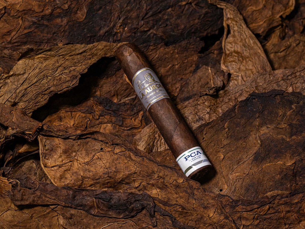 bsloungecigars's tweet photo. La Aurora and the PCA Alliance team up to debut Small Batch Lot No. 7 which has an incredible blend of tobaccos.

https://t.co/obJC2C9Ixr

#laaurora #manuelinoa #pca2025 #pcaalliance #thebslounge #cigarnews #cigarupdates #cigarrelease #smallbatchcigars https://t.co/y18FTfQAhn