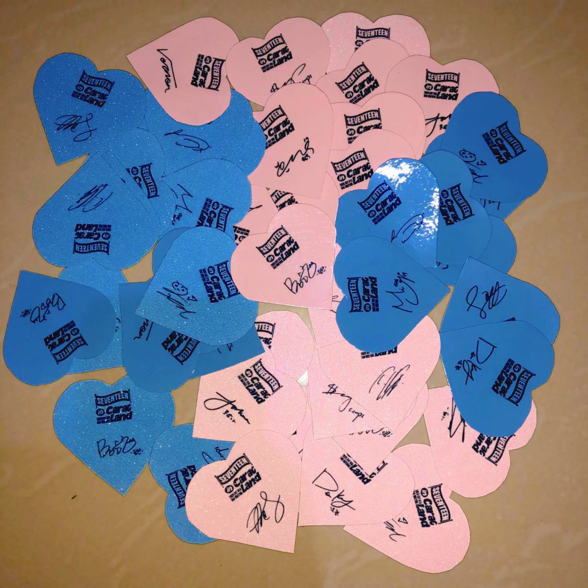 DOREMIZ_PRINTS's tweet photo. Seveenteen 9th Caratland 2025 Signed Confetti sticker

₱120 pesos only 
12pcs blue &amp; 12 pcs pink waterproof stickers 

DM IF INTERESTED💌

🏷️ seventeen carat scoups jeonghan joshua jun wonwoo woozi hoshi the8 mingyu dk seungkwan vernon dino https://t.co/GZa6v0uUF8