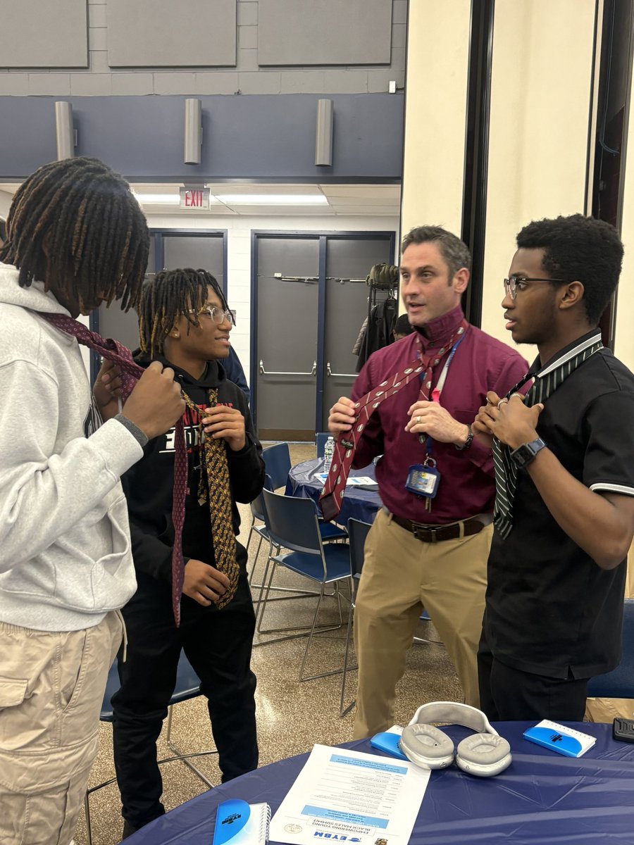 Jen Dellett tweet media