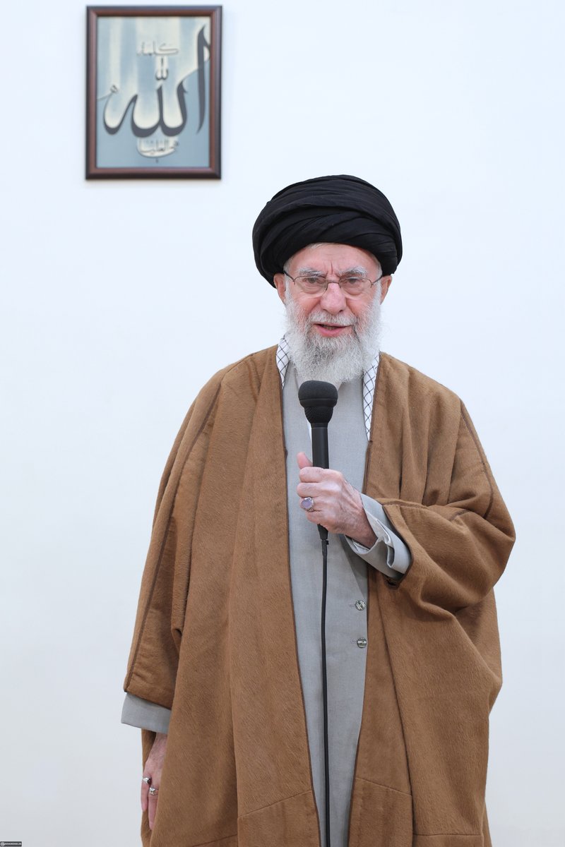 امیدوارم ان‌شاءالله خدا کمکتان کند و #راهپیمایی_روز_قدس یکی از بهترین و  پُرشکوه‌ترین و باعزّت‌ترین راه‌پیمایی‌های این چند سال باشد.

#روز_قدس