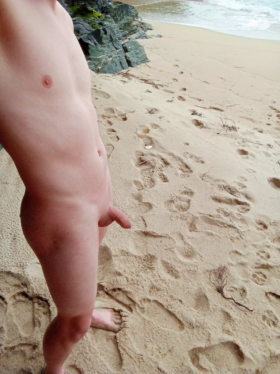 gulpmaster_69's tweet photo. More pics of me enjoying the sun at penden valder beach 
#twink
#nudebeach
#cock https://t.co/mx6EA36zL0