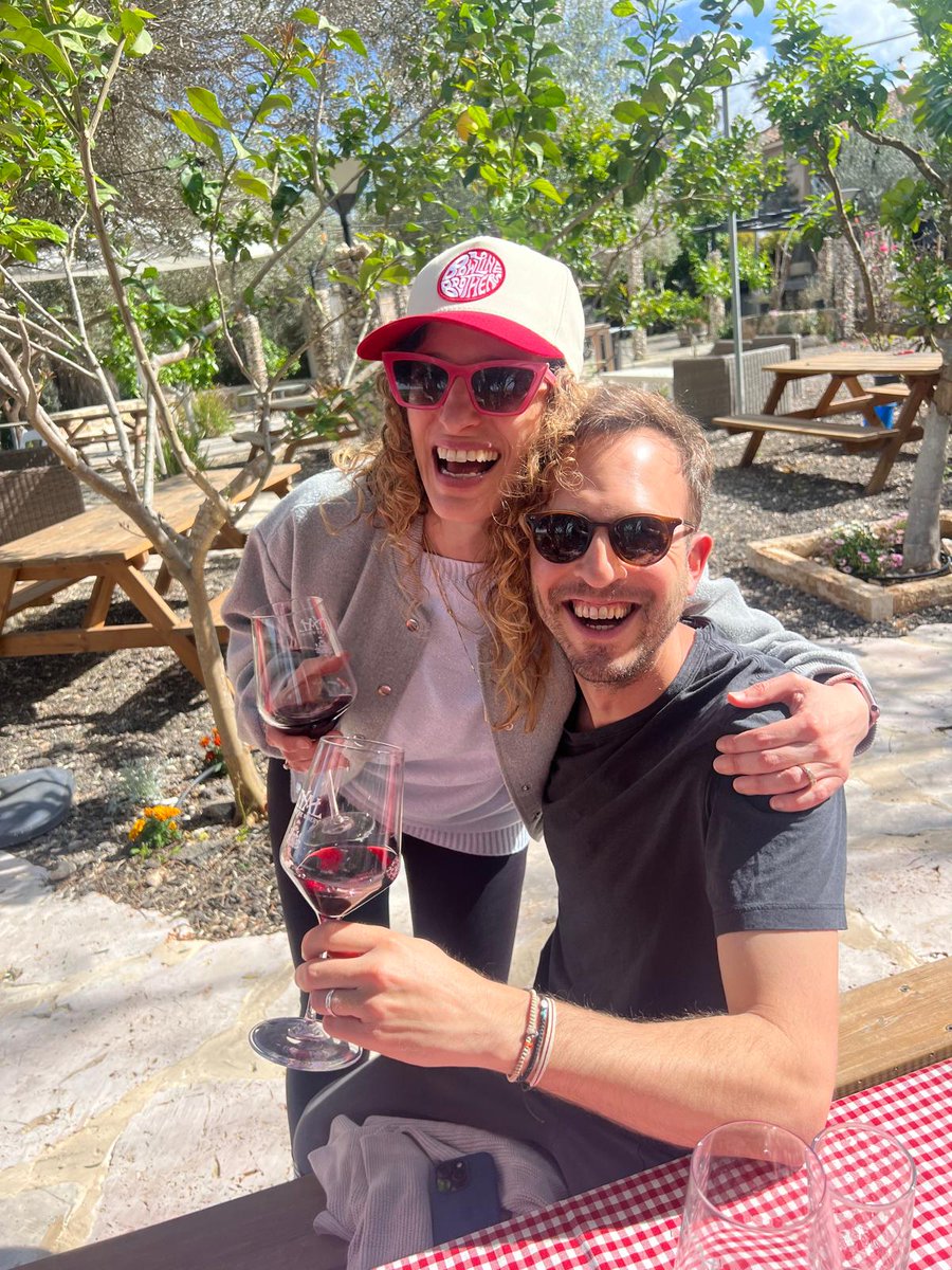 SkyPath_io's tweet image. A fantastic day for our team – from scenic drives to a relaxing vineyard visit, it was the perfect balance of adventure and unwinding. A reminder that success is built on both dedication and moments of connection. #TeamBuilding #SkyPath #Meetourteam