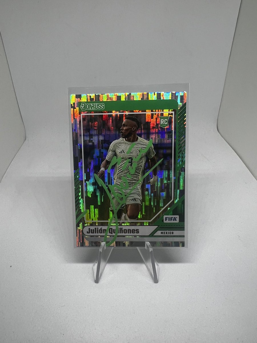 HighEndCards tweet media