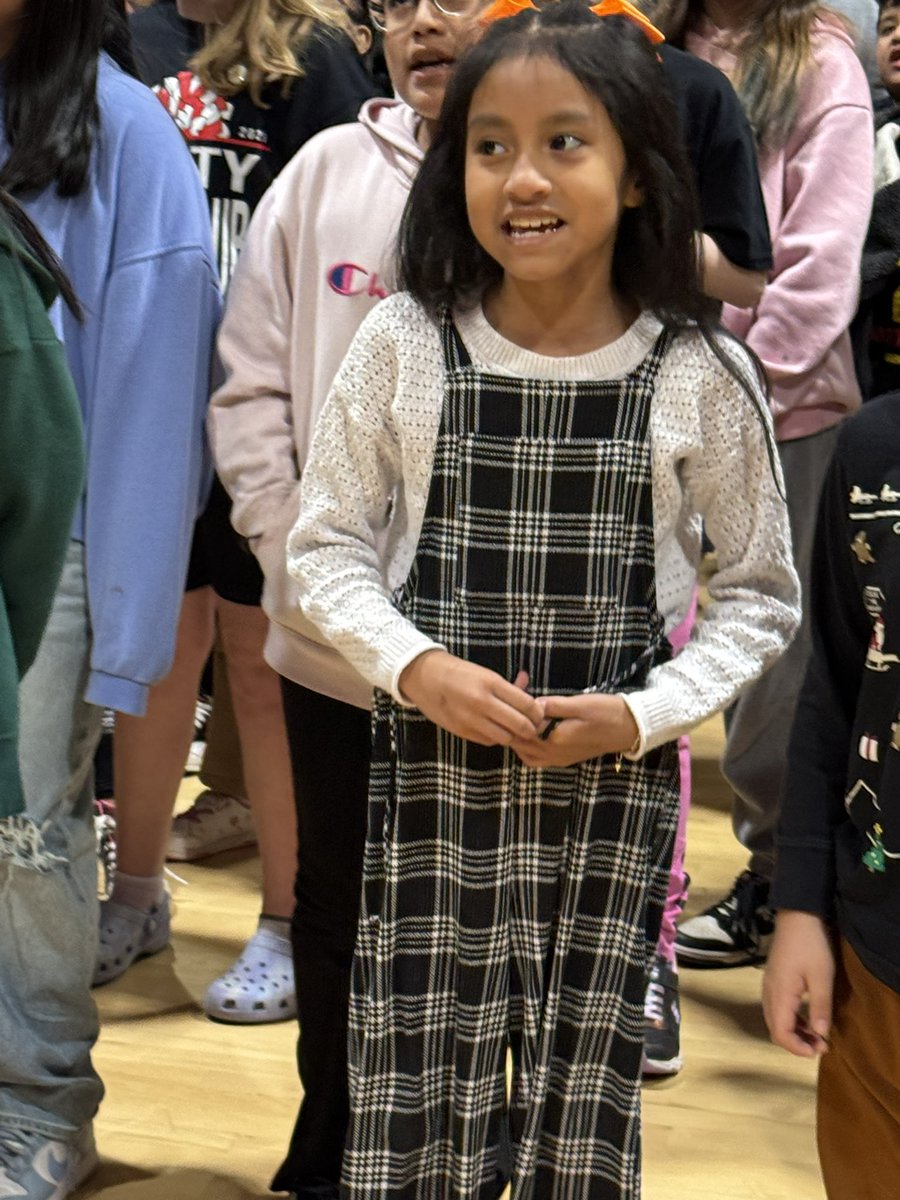 Mary Elizabeth Davis (@med_medavis) on Twitter photo Celebrating Hasty ES’s 20-years!Excitement, pride, & inspiration were the themes! 5th gr S govt pres said that he has had caring & dedicated Ts every year & it’s why he loves school! We all ❤️ school <a href="/CherokeeSchools/">Cherokee Co. Schools</a> thanks to our teachers, staff members & amazing kids! Celebrating Hasty ES’s 20-years!Excitement, pride, & inspiration were the themes! 5th gr S govt pres said that he has had caring & dedicated Ts every year & it’s why he loves school! We all ❤️ school <a href="/CherokeeSchools/">Cherokee Co. Schools</a> thanks to our teachers, staff members & amazing kids!