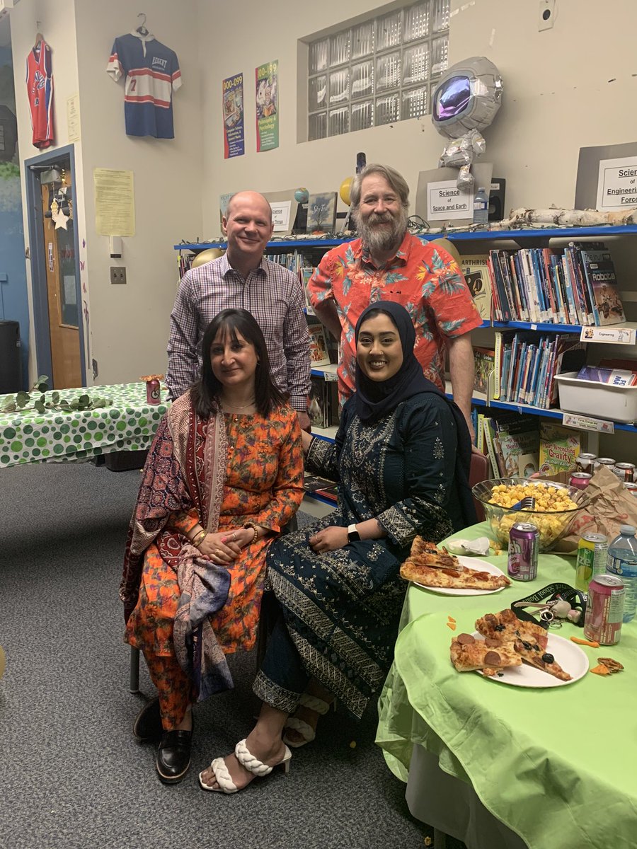 RegentHeightsPS's tweet photo. Our staff and students had a great time at our MSA appreciation Iftar last night. https://t.co/5fgyPsguUA