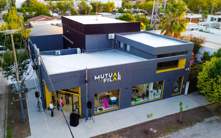 INAUGURACIÓN DE LA NUEVA SUCURSAL DE LA MUTUAL DEL CLUB ATLÉTICO PILAR 🙌

Este proyecto contó con el respaldo de la Federación Santafesina de Entidades Mutualistas -Brigadier Estanislao López” , integrante CAM.

Enterate de todo en camargentina.org.ar