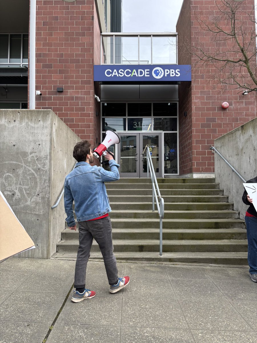 Pacific Northwest Newspaper Guild tweet media