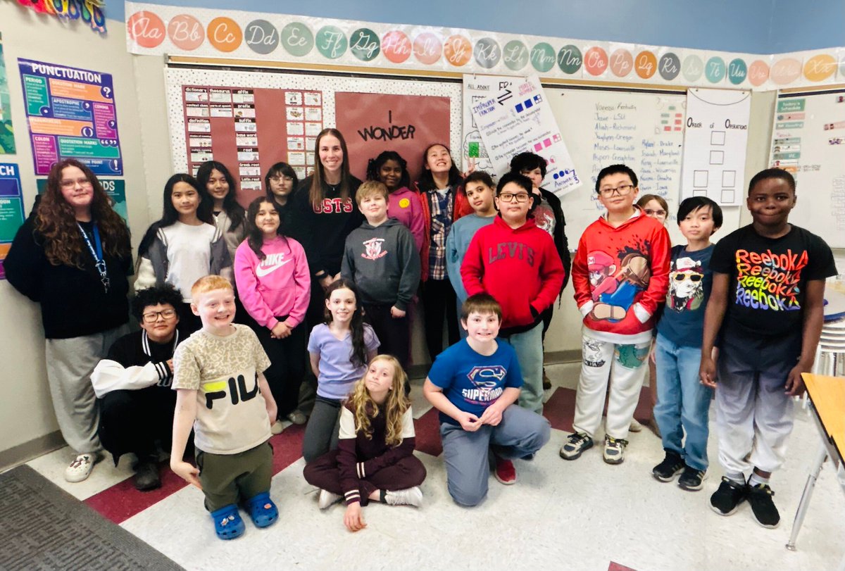 Kelsey Lalor, a teacher <a href="/GlendaleSchool/">Glendale Sciences and Technology School</a>, has been named #RedDeer Public's Edwin Parr nominee. She is following in the footsteps of her parents, both longtime educators who have made a lasting impact in the classroom &amp; in the gymnasium. To learn more, visit buff.ly/eX7bCzp