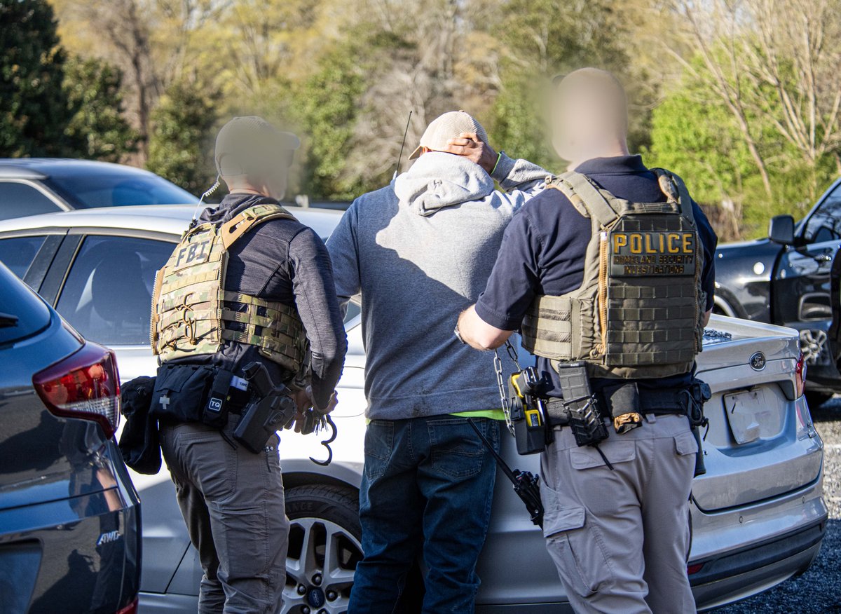 FBIAtlanta's tweet photo. #FBIAtlanta continues to provide daily support to #ICE in their immigration enforcement efforts. This morning, the assistance came in the form of more arrests around Metro Atlanta. @eroatlanta @fbi @FBIDirectorKash https://t.co/uPGTwhYtKM