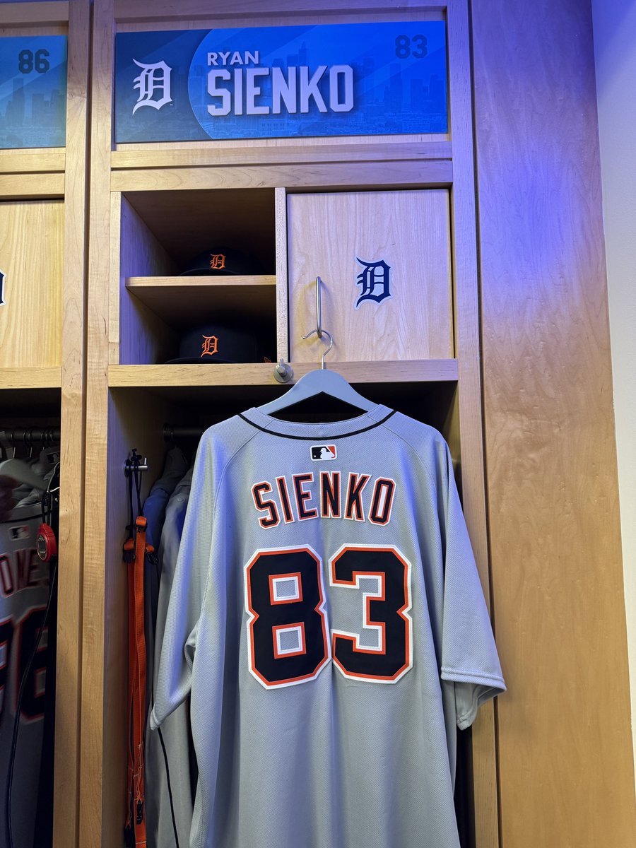 Catch_and_Throw's tweet image. Away We Go 🐅 #OpeningDay
