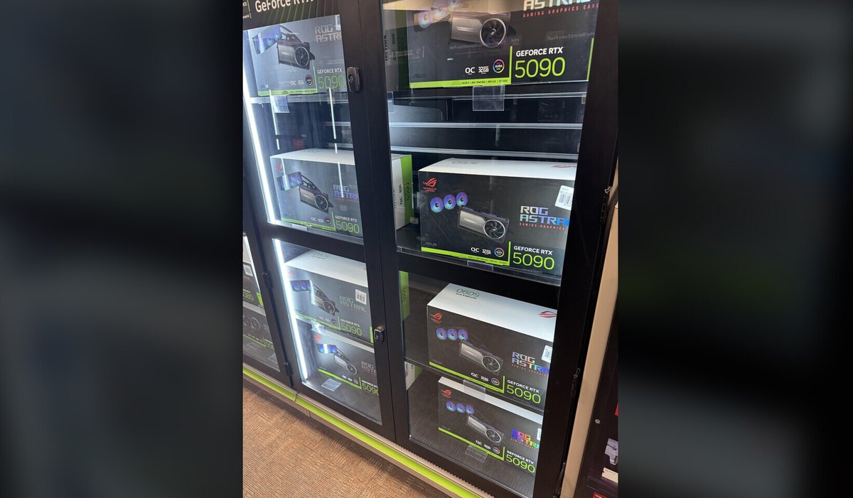 TechPowerUp tweet media