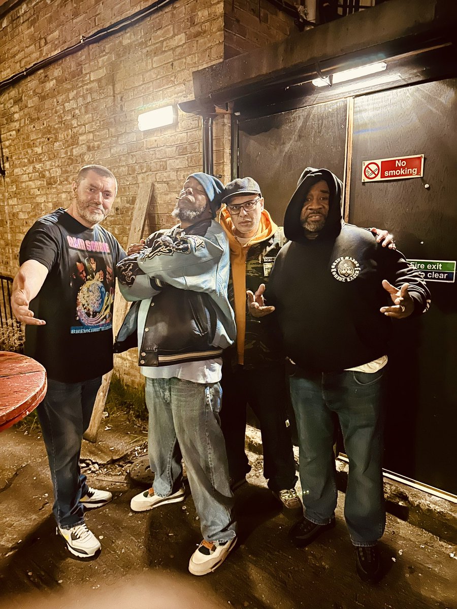 Backstage at London’s Jazz Cafe with @BillieSplyff <a href="/KishKashOne/">Kish Kash</a> and Mike G after Tuesday’s sold-out Jungle Brothers show. A great night. #JungleBrothers #HipHop