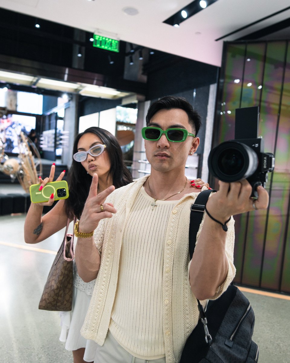 NotLegendaley's tweet image. Pogi ba or Gentle Monster lang? 🕶️