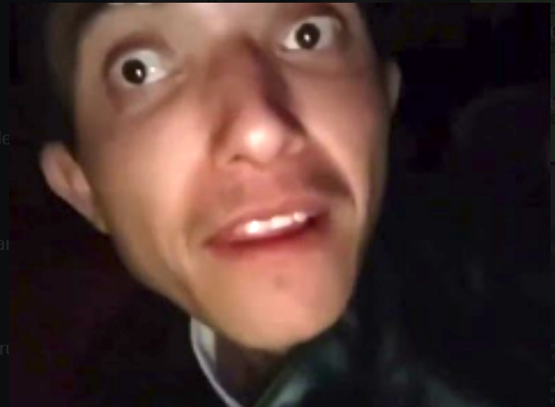 mesut özil e bak sen