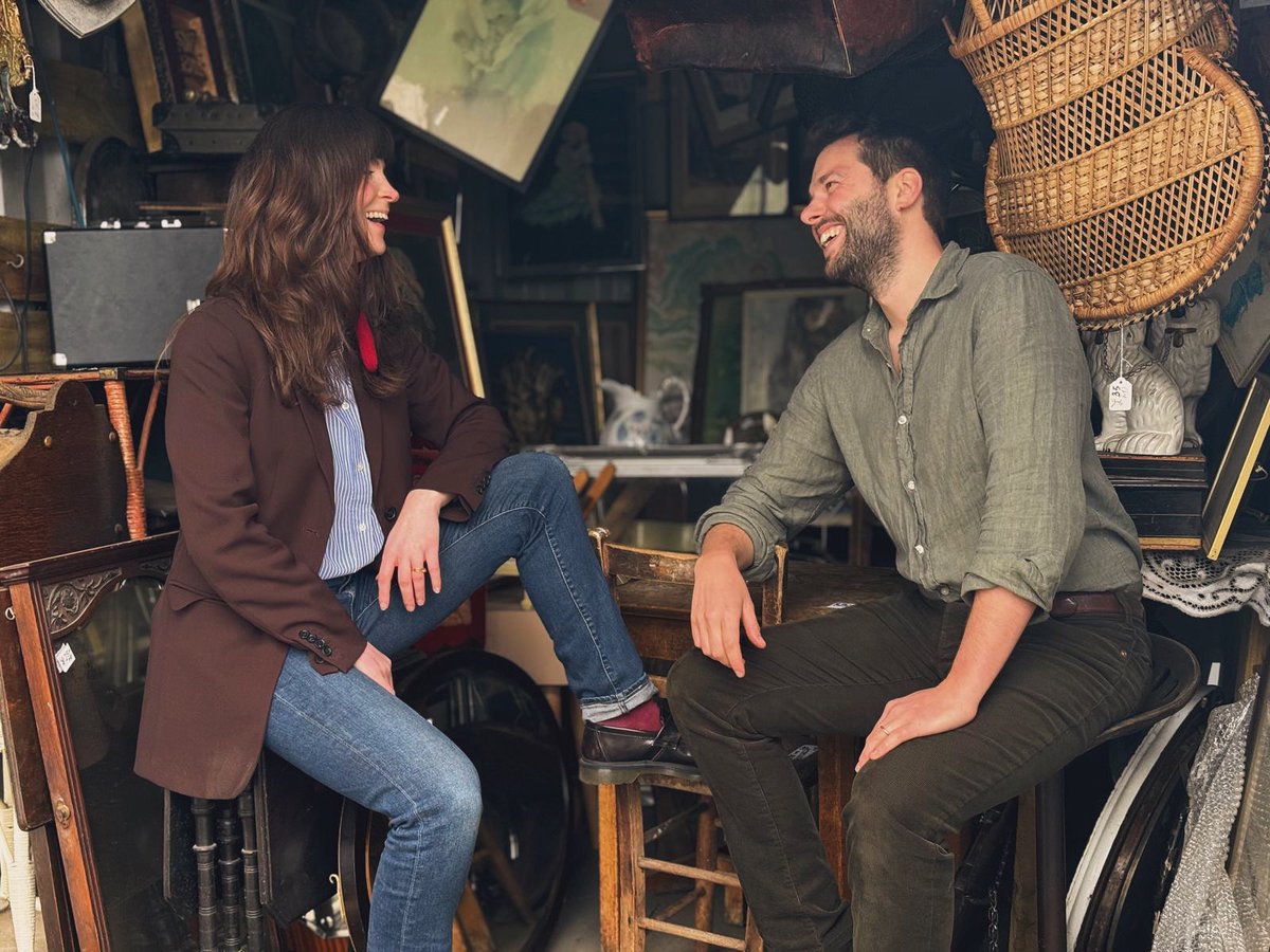 Natasha Raskin Sharp (@natasharadio) on Twitter photo Stepping away from the <a href="/AntiqueRoadTrip/">Antiques Road Trip</a> with <a href="/TimothyMedhurst/">Timothy Medhurst</a> for a few hours…catch me on <a href="/BBCRadioScot/">BBC Radio Scotland</a> from 10pm. Tune in via <a href="/BBCSounds/">BBC Sounds</a>.
PS Yes. You’re right. This was a fake laugh 😂 Stepping away from the <a href="/AntiqueRoadTrip/">Antiques Road Trip</a> with <a href="/TimothyMedhurst/">Timothy Medhurst</a> for a few hours…catch me on <a href="/BBCRadioScot/">BBC Radio Scotland</a> from 10pm. Tune in via <a href="/BBCSounds/">BBC Sounds</a>.
PS Yes. You’re right. This was a fake laugh 😂