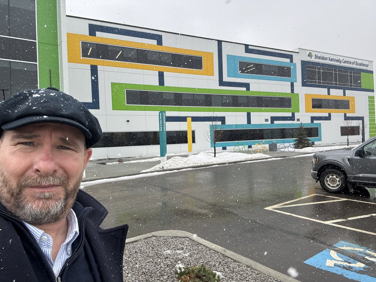 Delighted to be in SENDERO Sexual Assault Support Centre in Alberta 🇨🇦 today. An amazing space &amp; resource, from the SART team, to therapy dogs, &amp; medical suites, through to therapeutic &amp; advocacy supports for individuals and families impacted by sexual abuse, all under 1 roof👏👏