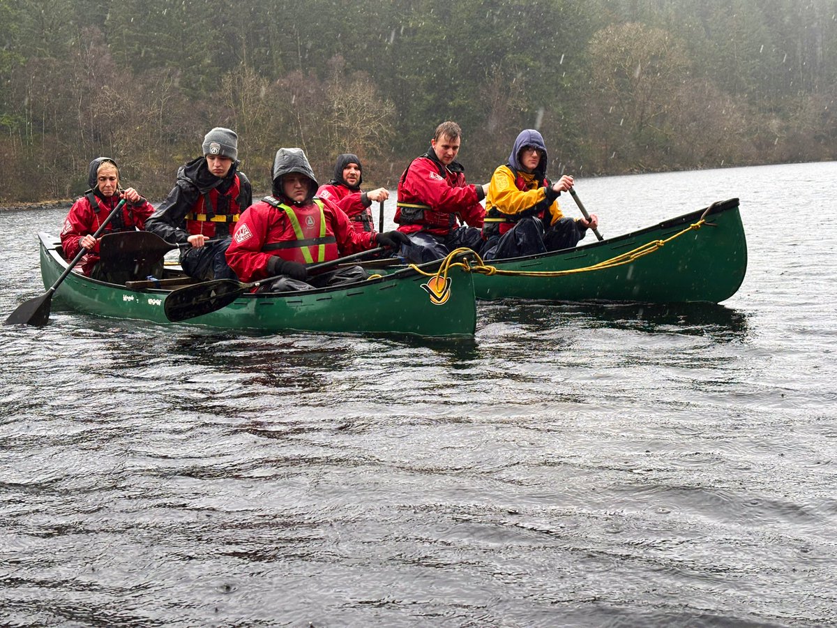 Falkirk Outdoors (@falkirkoutdoors) on Twitter photo Steve was out with S6 pupils & staff from <a href="/CarrongrangeSch/">Carrongrange High School</a> πΆ on Loch Ard. The group were working well focusing on making it from little to big Loch Ard and back. Lots of great team work & resilience from them in the βοΈ ππ. <a href="/FalkirkOutdoors/">Falkirk Outdoors</a> <a href="/ASNFalkirk/">Falkirk Council ASN Service</a> <a href="/falkirkcouncil/">Falkirk Council</a> Steve was out with S6 pupils & staff from <a href="/CarrongrangeSch/">Carrongrange High School</a> πΆ on Loch Ard. The group were working well focusing on making it from little to big Loch Ard and back. Lots of great team work & resilience from them in the βοΈ ππ. <a href="/FalkirkOutdoors/">Falkirk Outdoors</a> <a href="/ASNFalkirk/">Falkirk Council ASN Service</a> <a href="/falkirkcouncil/">Falkirk Council</a>