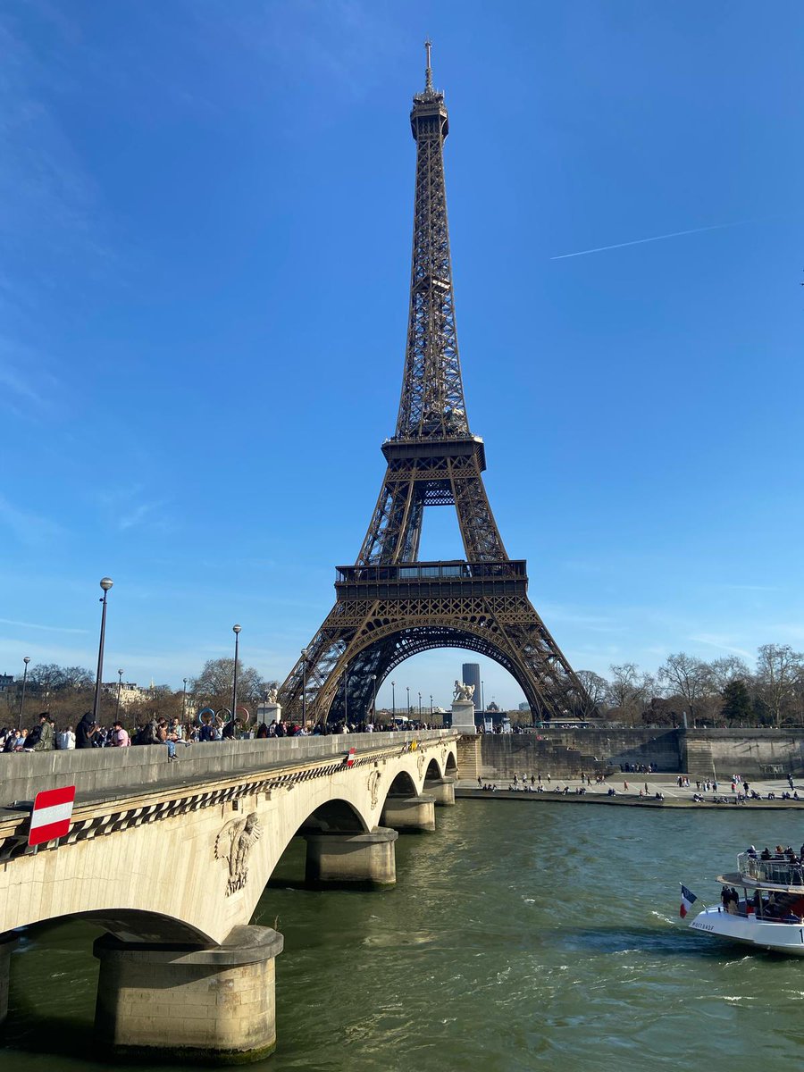 Klibbsch's tweet image. 