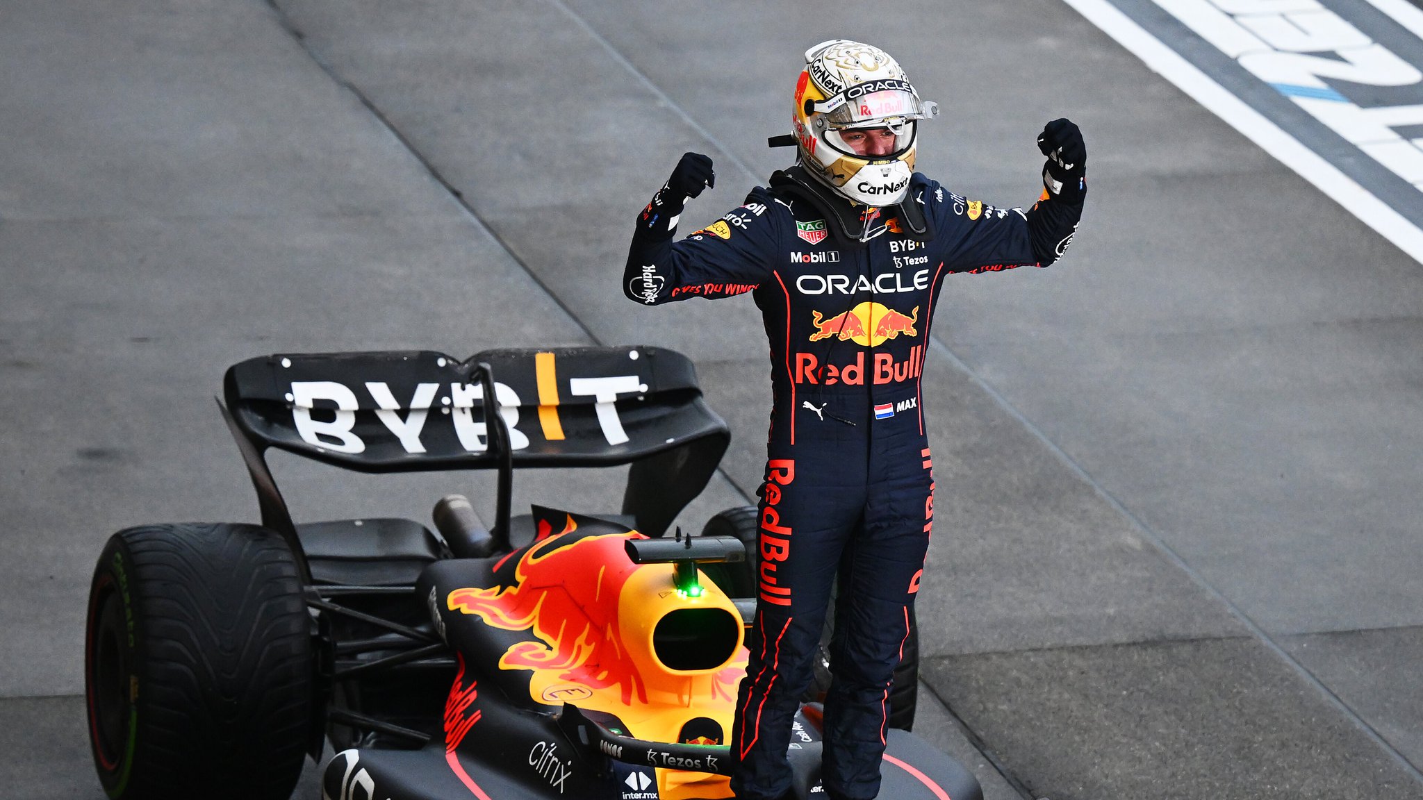 マイアミGP　2022　ヘルメット　ORACLE　RED BULL RACING マイアミGP 2022 ヘルメット ORACLE RED BULL RACING