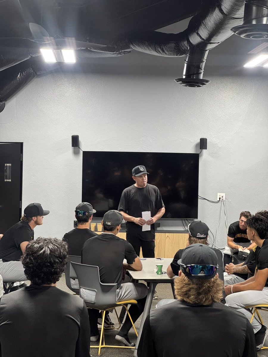 TJ Bruce (@tj_bruce) on Twitter photo Great to have <a href="/LBDirtbags/">LBSU Dirtbags</a> great Jason Knupfer back to speak to the team. #hardhat #lunchpale <a href="/DirtbagCollect/">Dirtbag Collective</a> Great to have <a href="/LBDirtbags/">LBSU Dirtbags</a> great Jason Knupfer back to speak to the team. #hardhat #lunchpale <a href="/DirtbagCollect/">Dirtbag Collective</a>