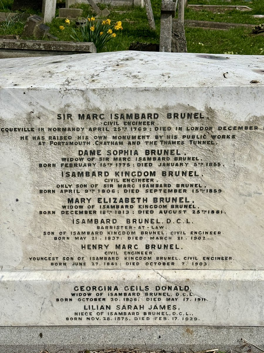 Brunel’s understated grave in Kensal Green Cemetery