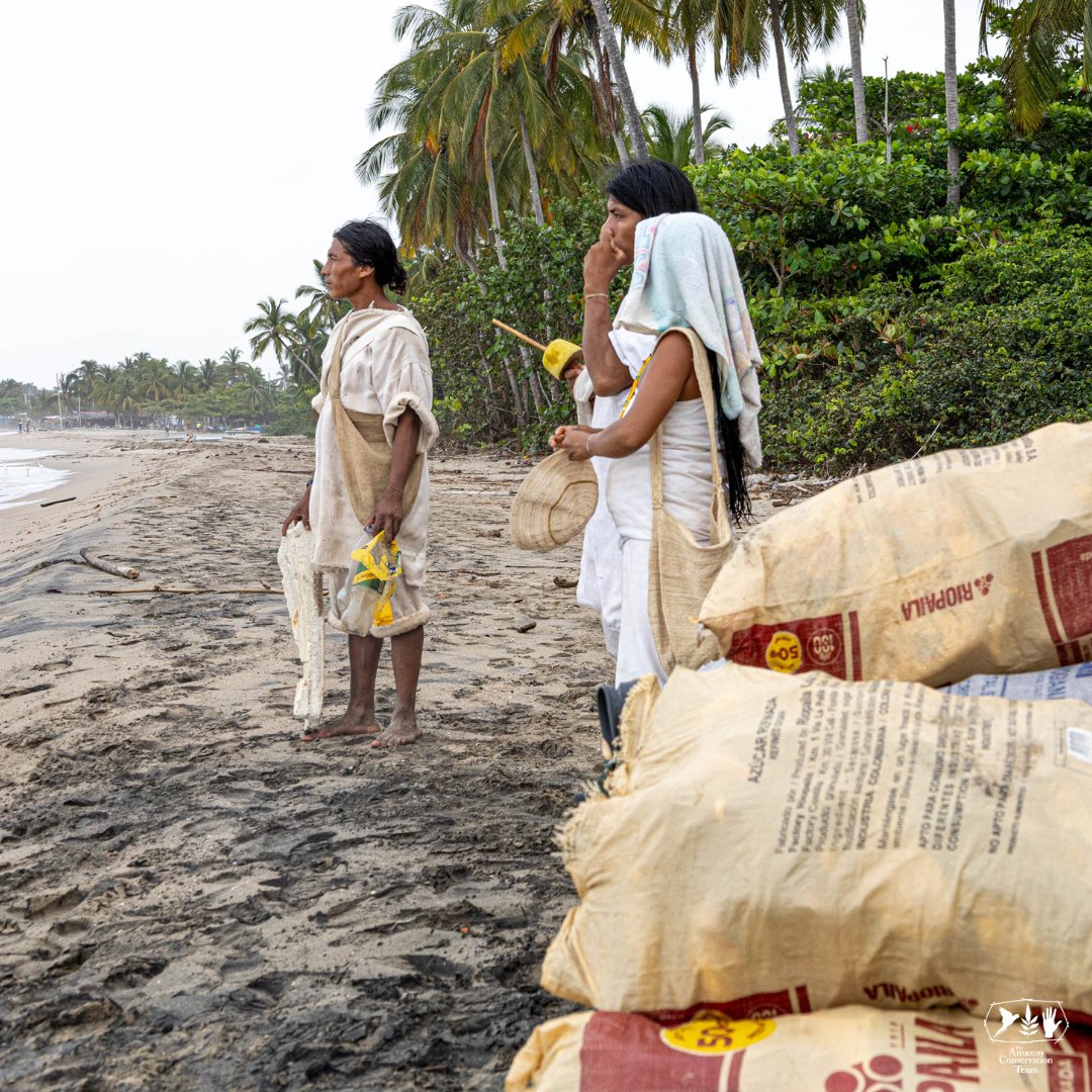 🌿 Protecting Sacred Sites with the Kogui People 🌿

So far, we've removed over one ton of waste — carried by the Jerez River or brought in by the sea 🌊.

Along the Línea Negra in the Sierra Nevada de Santa Marta 🏔️, we support the Kogui in preserving their sacred ancestral