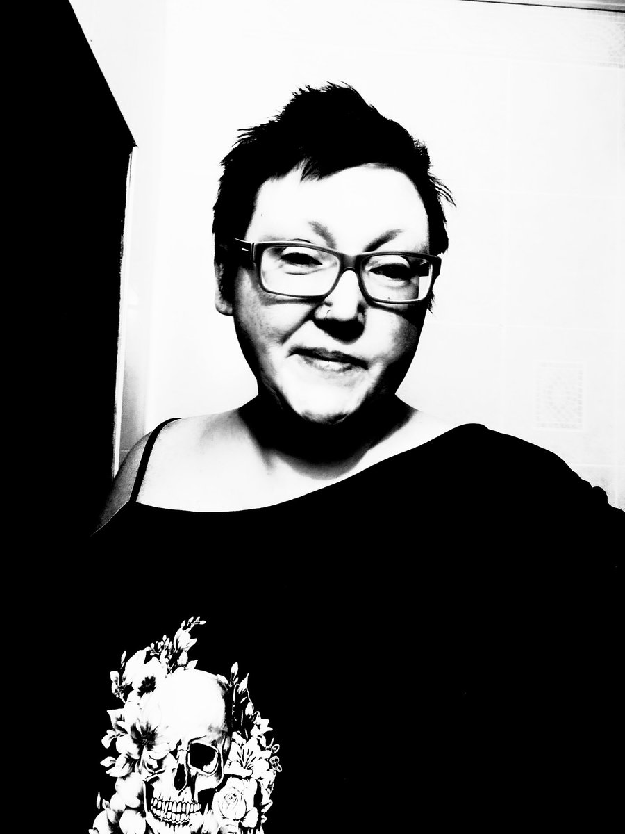 Why didn't anyone tell me I still have stroke face? Lol