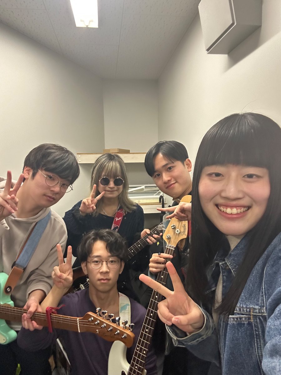 【3/27 学生ライブvol.127】
3年間の締めくくりとなる良いライブができました！またお会いしましょう😉