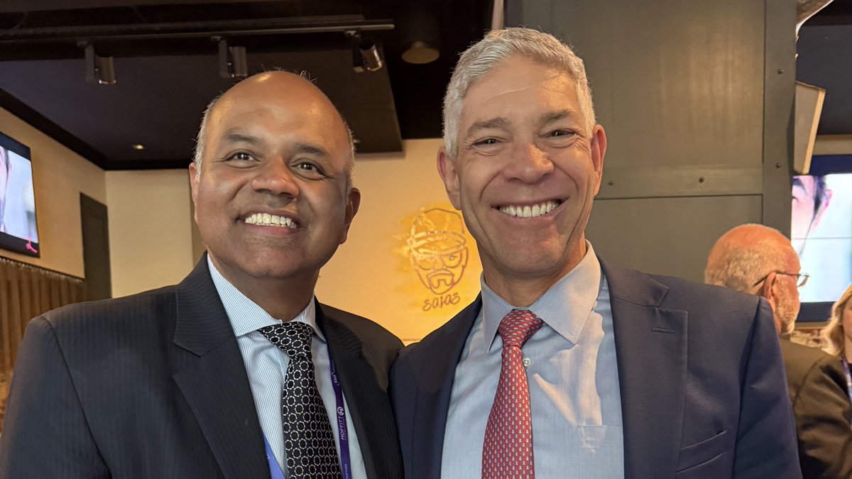 Yale Cancer Center (@yalecancer) on Twitter photo Celebrating research advances presented at #SSO2025 and future collaborations at our <a href="/YaleSurgery/">Yale Surgery</a> reception at <a href="/SocSurgOnc/">Society of Surgical Oncology</a>. <a href="/SmilowCancer/">Smilow Cancer Hospital</a> <a href="/YaleMed/">Yale School of Medicine</a> <a href="/YNHH/">Yale New Haven Hosp</a> Celebrating research advances presented at #SSO2025 and future collaborations at our <a href="/YaleSurgery/">Yale Surgery</a> reception at <a href="/SocSurgOnc/">Society of Surgical Oncology</a>. <a href="/SmilowCancer/">Smilow Cancer Hospital</a> <a href="/YaleMed/">Yale School of Medicine</a> <a href="/YNHH/">Yale New Haven Hosp</a>