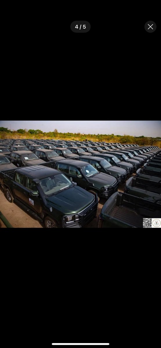 Bounsousol's tweet photo. 🚧 Burkina Faso’s Infrastructure Revolution Begins! 🇧🇫

Captain Ibrahim TRAORE launches Faso Mêbo, investing 200 billion CFA francs to pave 3,000–5,000 km of roads per year. A game-changer for the economy, mobility, and connectivity!

Towards a stronger, better-connected Burkina Faso! 💪🌍

#FasoMêbo #BurkinaFaso #Infrastructure #Development