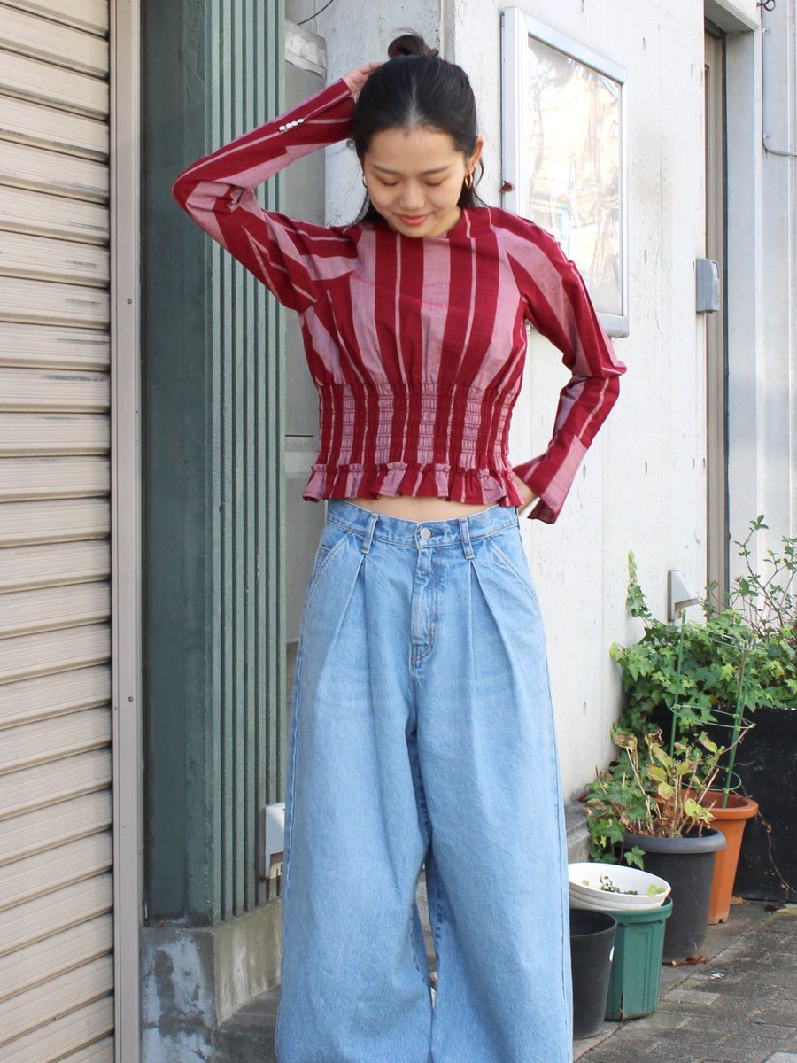 ungrid_sendai's tweet photo. 【NEW  ARRIVAL】

#シャーリングデザインストライプブラウス
¥12,100 RED/NVY size:F

#シャーリングデザインストライプスカート
¥14,300  RED/NVY size:F

#Ungrid #仙台パルコ https://t.co/wUn9IveWzX
