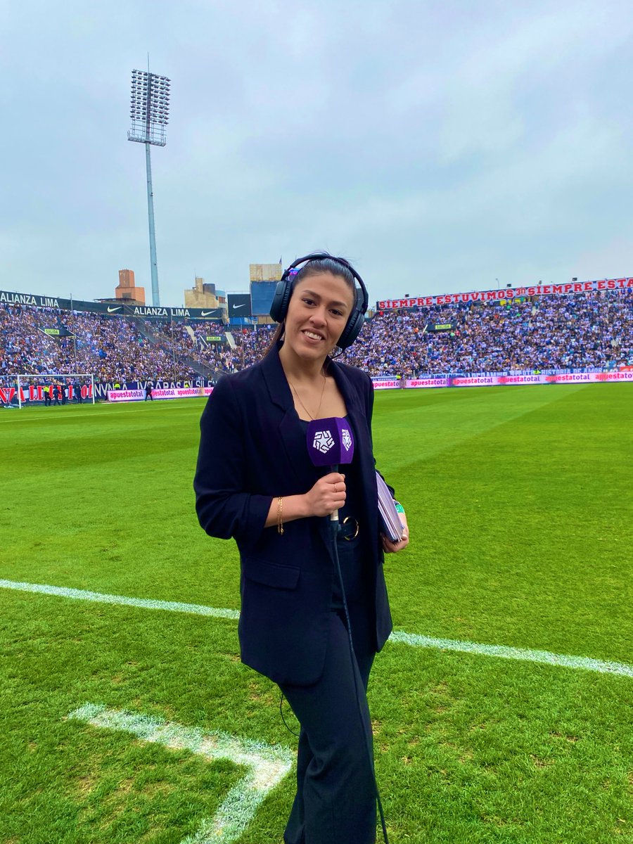 arabarrerah's tweet image. ⏳⚽️ Se acabó la espera, mañana vuelve la @ligafemfpf , alguien más la extrañó? 
#ligafemenina #limaperu