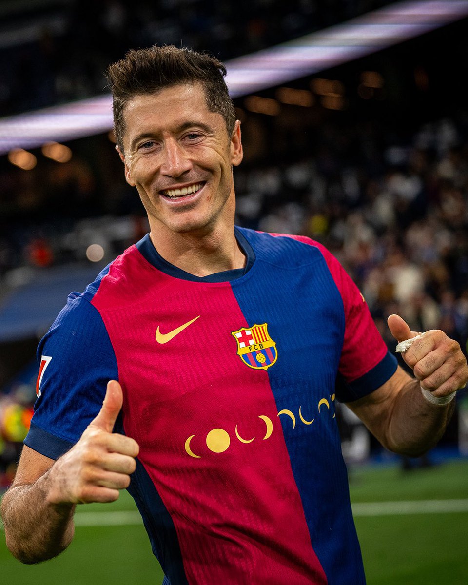 36 años.
36 goles esta temporada.

Don Robert Lewandowski 🇵🇱💙❤️
