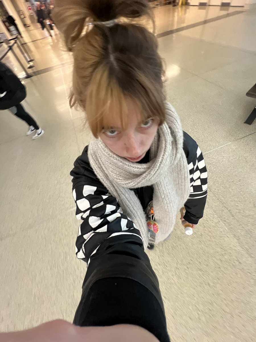 omg hey twitter I forgot you existed don’t take it personal 🫶🏻