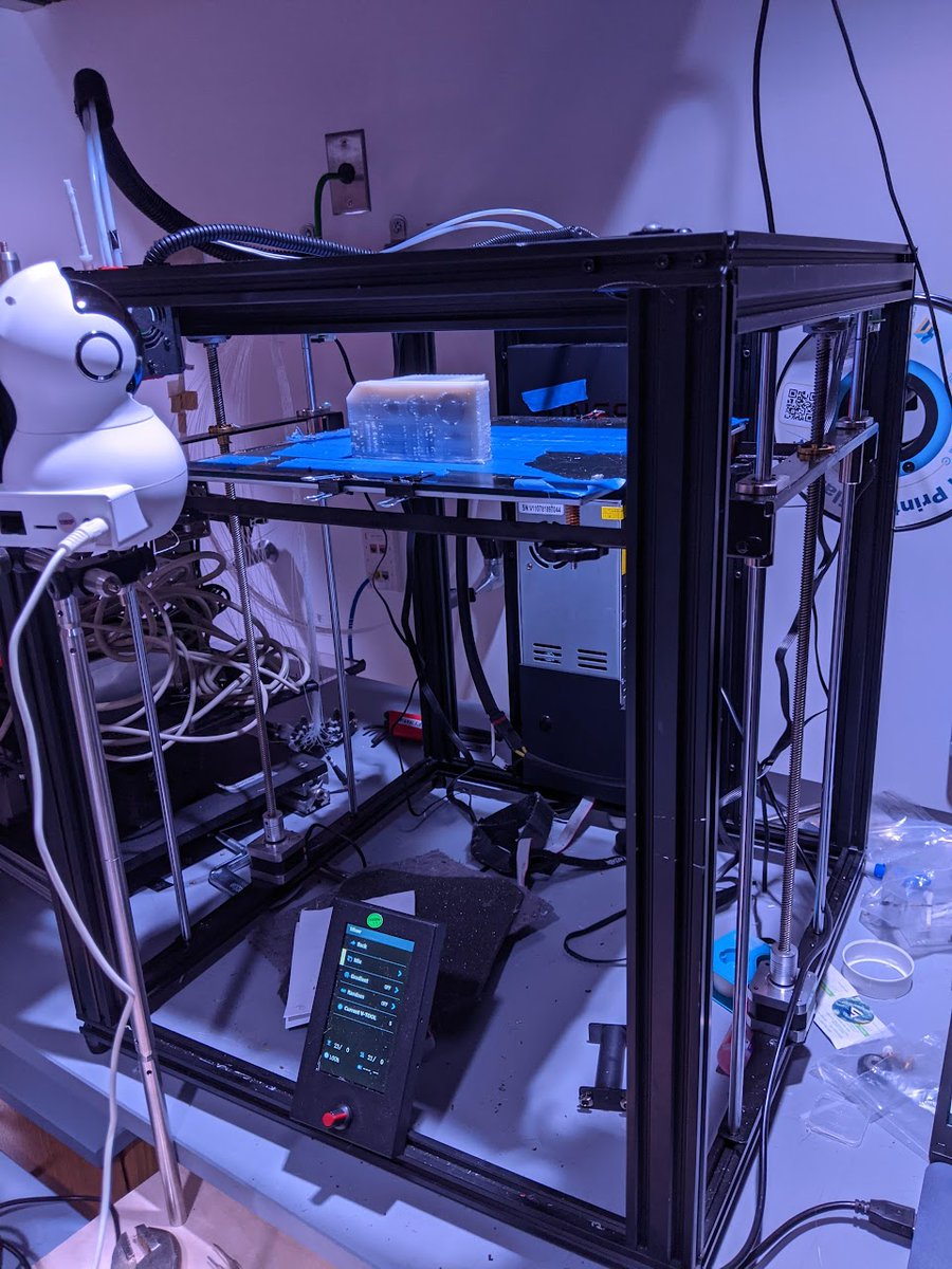FangQ's tweet image. 📢📢📢New paper alert
came out last week on #ScientificReports
nature.com/articles/s4159…
You can direct 3D print optical phantoms of complex shapes with tissue-like absorption and scattering using only off-the-shelf printers and PLA filaments.
here are some phantom samples