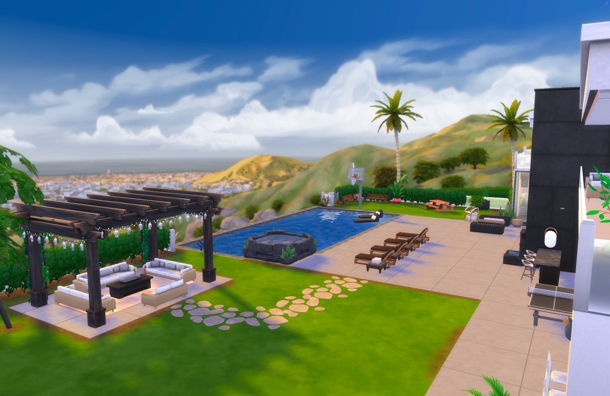 kiffa_stephens's tweet photo. After 3 years of work, I finally finished my recreation of #DavidDobrik's mansion in The Sims 4.
The most luxurious house I've ever made, ready for your Sims to live like stars. 🌴🎥🏡

📥 Download it in the gallery with my EA ID: keiffer135
#TheSims4 #SimsGallery #SimsBuild https://t.co/78mVQGiSdT