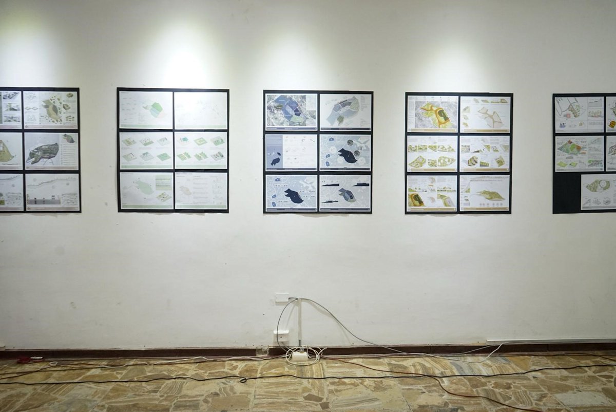 PARQUE BICENTENARIO
 
Se recibió las propuestas para la construcción del parque Bicentenario; la intención es hacer de este espacio, ubicado en la vía a San Marcos, un área verde que posibilite la integración, recreación y convivencia. goo.su/O1yEbU7