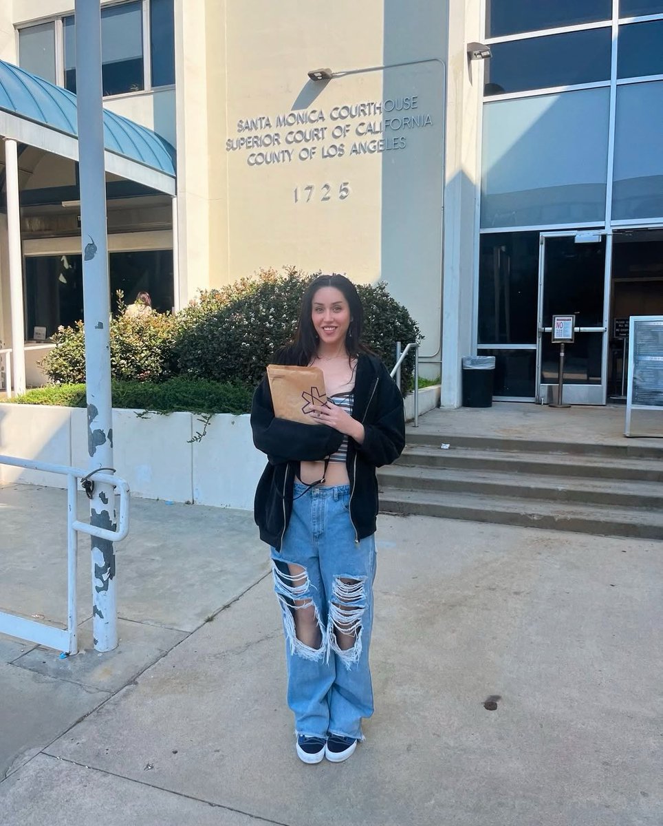 whateverdirty's tweet image. Just got my name legally changed to Adore Delano, that’s whatsup!! 🩷