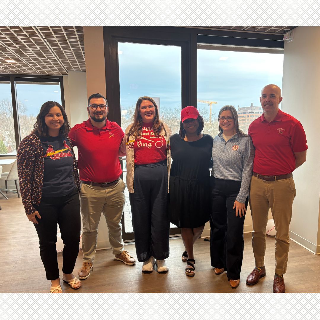ParksideBank's tweet photo. It’s not officially spring until #OpeningDaySTL. To celebrate the start of the season, Parkside’s St. Louis office made sure to wear their red and enjoyed some ballpark eats thanks to Steve’s Hot Dogs! #UncommonPartner #ParksideFinancial #PFBT #PFBTSTL
#LetsGoCardinals #STL https://t.co/bM10WgSHKv