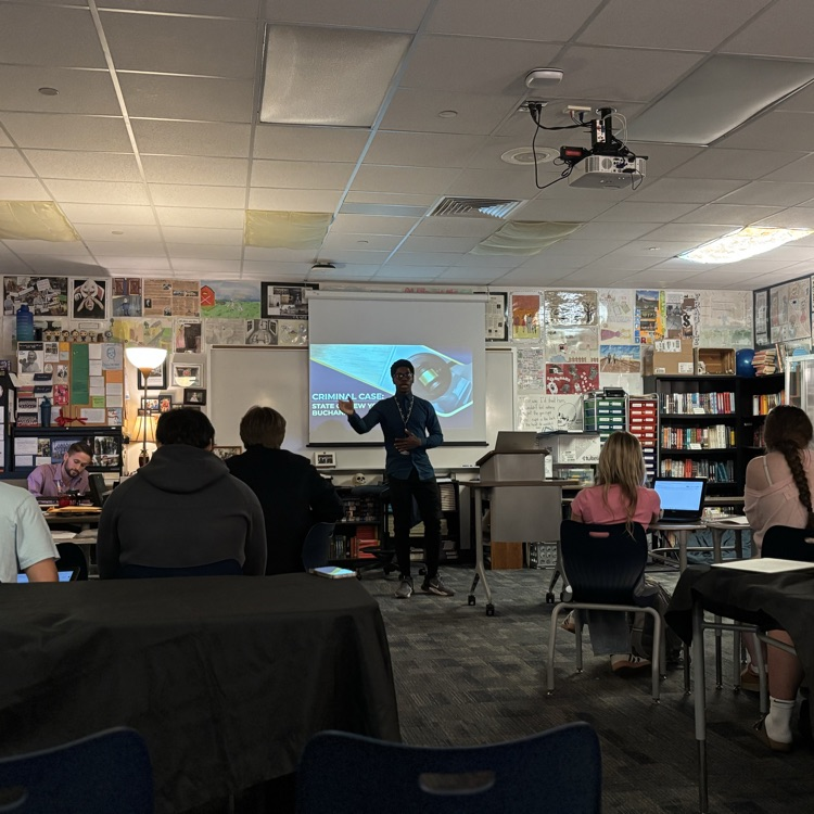 HumbleISD_PL's tweet photo. Amazing things are happening @HumbleISD_KHS today students shared opening statements as they begin their Great Gatsby AI driven trial. #StudentDiscussion https://t.co/3vR4ump8W9