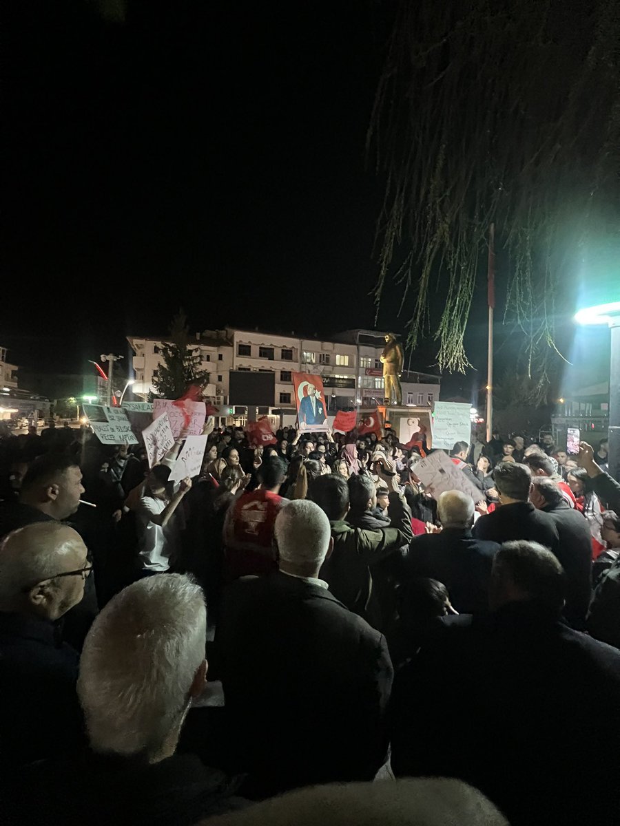 Herşey çok güzel olacak
@Boğazlıyan <a href="/yozgat/">emine yasar</a> <a href="/eczozgurozel/">Özgür Özel</a> <a href="/ekrem_imamoglu/">Ekrem İmamoğlu</a> <a href="/herkesicinCHP/">CHP 🇹🇷</a> <a href="/CHPiletisim/">CHP İletişim</a>