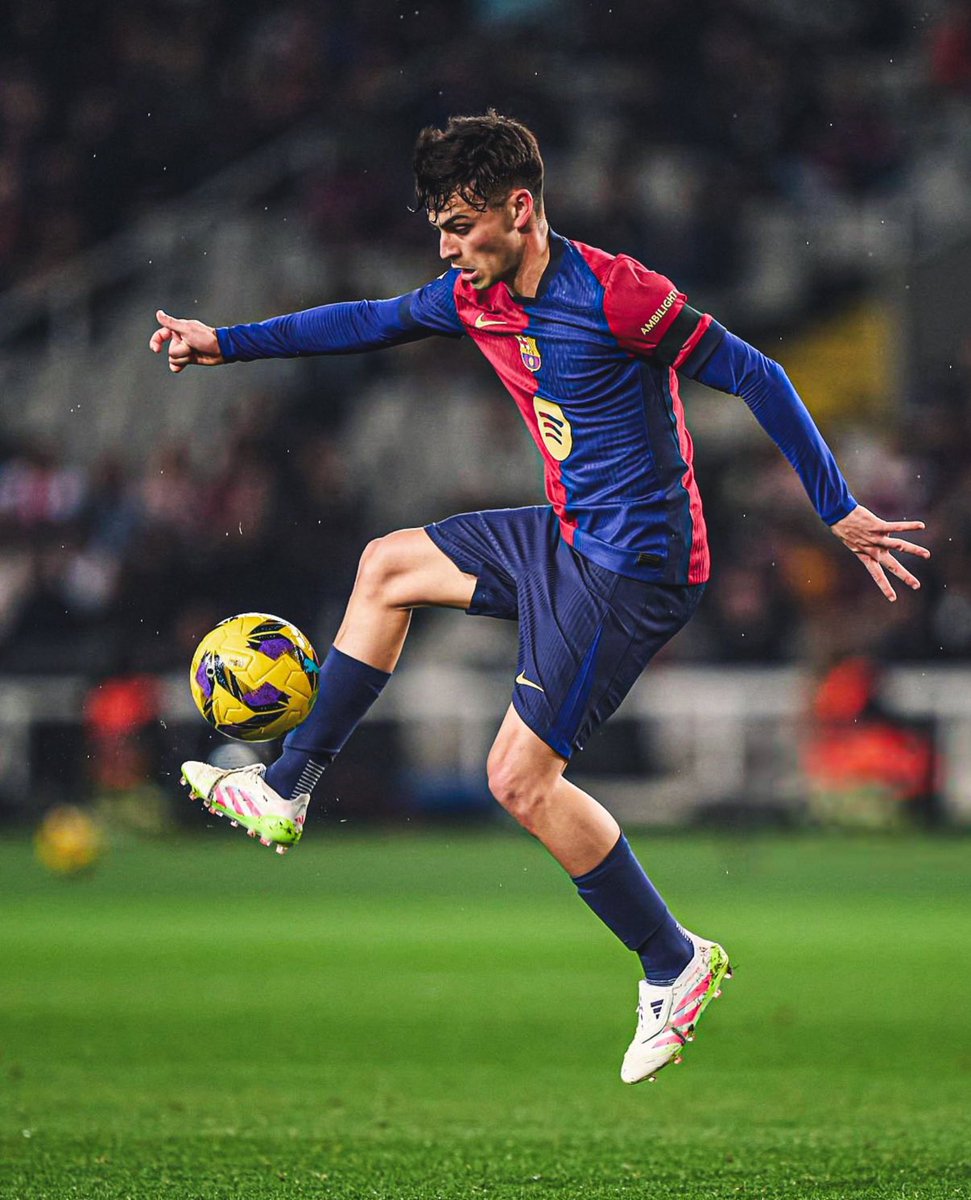 PlaneteFoot___'s tweet photo. Les gars, Pedri l’a encore fait ? 🪄

(Être ��lu MVP 8 fois en 10 matchs). https://t.co/vfiCpzUgxP
