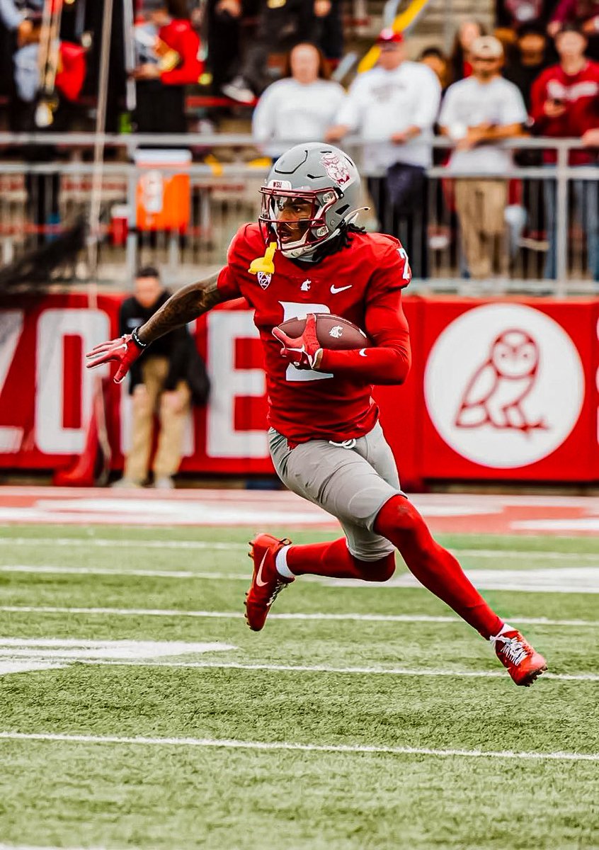 Schultz_Report's tweet photo. Sources: Washington State WR Kyle Williams visited the #Patriots this week and has at least five more team visits scheduled in the coming weeks, with the potential for more.

Williams is coming off an exceptional season, recording 70 catches for 1,198 yards and 14 TDs. @CSimmsQB ranked him as the No. 2 WR in this year’s draft.