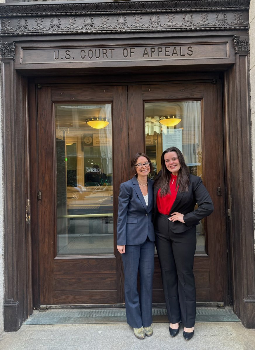 So proud of clinic student Grace Lane who argued in the 11th Circuit today, opposing qualified immunity in a 1A retaliatory prosecution case! Under fire from a tough panel, she kept her cool and made her points. Bravo, Grace!