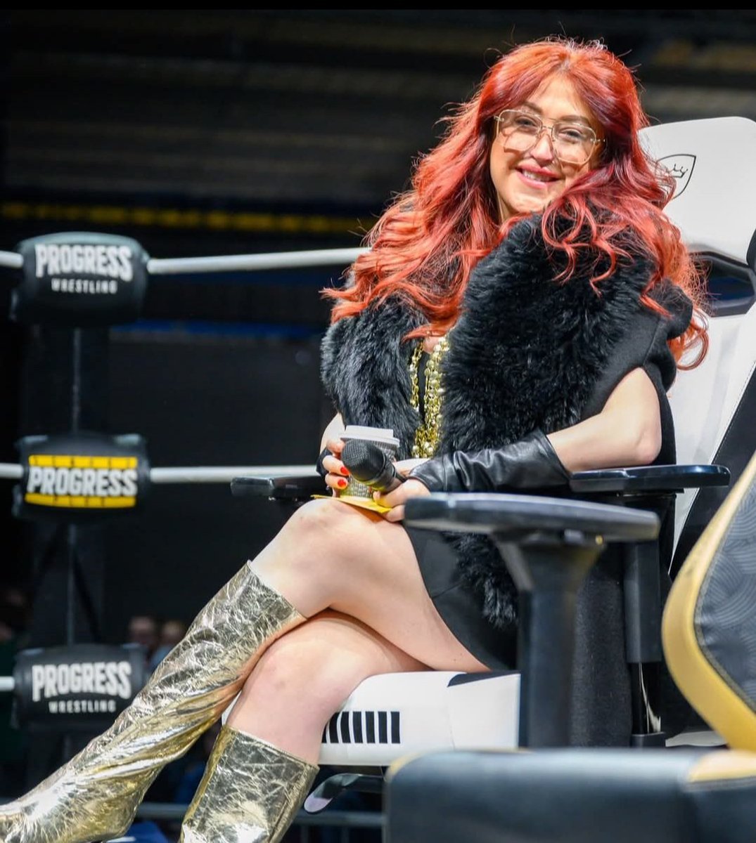 ftlowrestling's tweet image. A big Happy Birthday to our girl, the hostess with the mostest, @SoCalValerie 

#SoCalVal #TNA #TNAWrestling #GAWTV #wrestling #wrestlingcommunity