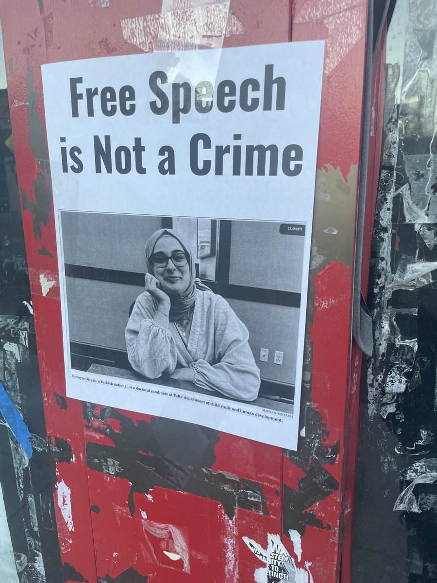 Davis Square, Somerville