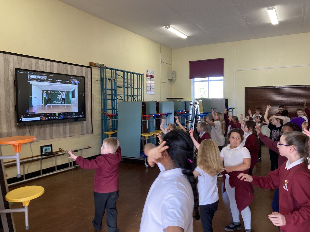 Houldsworth Valley (@hwvpa) on Twitter photo Pupils had a great time joining <a href="/forest_heath/">Forest Heath Sports Partnership</a> for their KS2 Virtual Dance Festival today 🕺🏻 Pupils had a great time joining <a href="/forest_heath/">Forest Heath Sports Partnership</a> for their KS2 Virtual Dance Festival today 🕺🏻