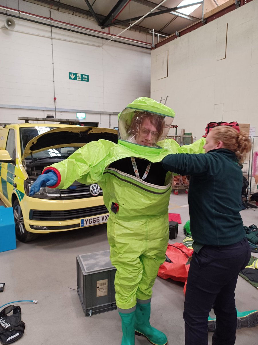'Defib' Dave Jones (@defib_dave_yas) on Twitter photo This is just a snapshot of the kit our <a href="/YorksAmbulance/">Yorkshire Ambulance</a> <a href="/YorkshireHart/">Yorkshire HART</a> team need to do their job.
Our attendees from the <a href="/KingsTrust/">The King's Trust</a> were given an introduction to the role by HART Paramedic Helen and were then able to get a closer look at the equipment 🚑
#GetStarted
<a href="/yas_charity/">Yorkshire Ambulance Service Charity</a> This is just a snapshot of the kit our <a href="/YorksAmbulance/">Yorkshire Ambulance</a> <a href="/YorkshireHart/">Yorkshire HART</a> team need to do their job.
Our attendees from the <a href="/KingsTrust/">The King's Trust</a> were given an introduction to the role by HART Paramedic Helen and were then able to get a closer look at the equipment 🚑
#GetStarted
<a href="/yas_charity/">Yorkshire Ambulance Service Charity</a>