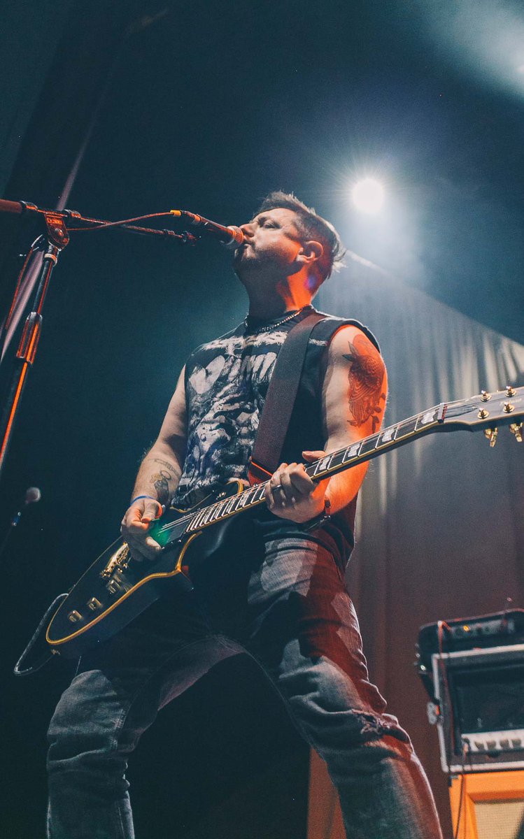 twit gets the fun shots, take all my <a href="/Rival_Tides/">Rival Tides</a> content !!!!